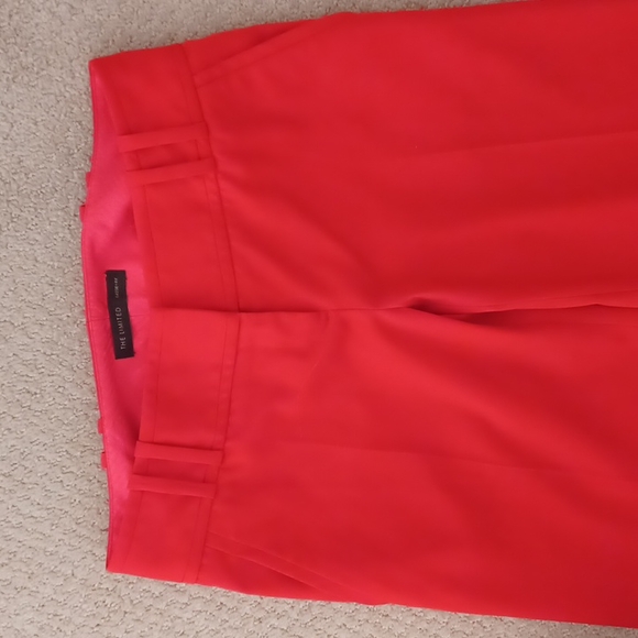 Limited Cassidy Fit Red Holiday or any occasion pant size 2 Like New - Picture 4 of 7
